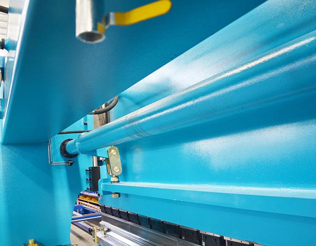 Beneficio hidráulico de la chapa hidráulica de la prensa de 50 toneladas de alta calidad.